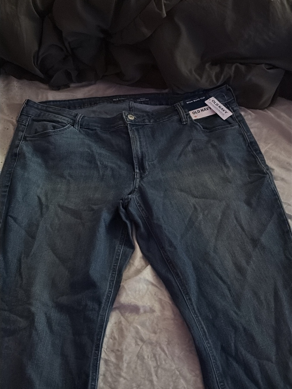 Old Navy Women’s Slim Straight Jeans in Dark Blue Wash